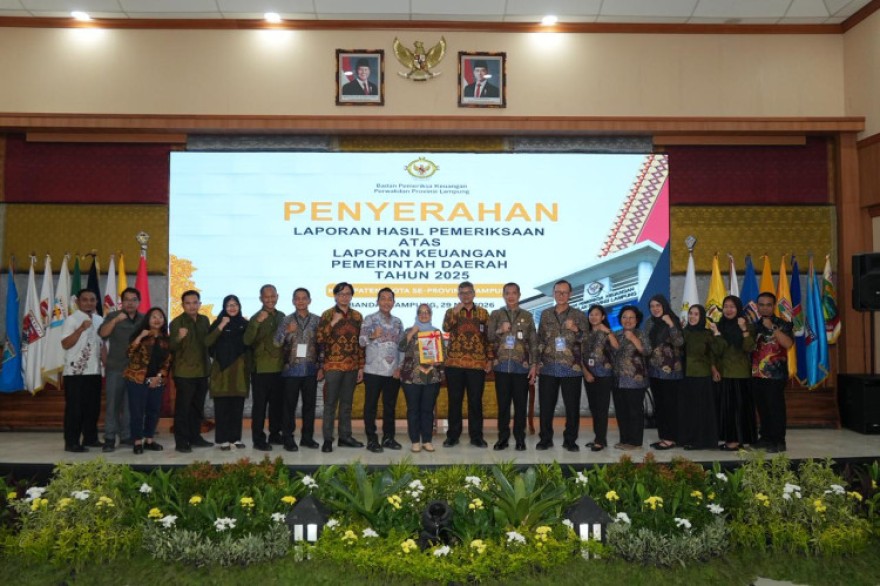 Album : LAMPUNG TIMUR Kembali Raih WTP ke-8 Berturut-turut